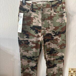 Tinseltown Camo Slim Straight Jeans | Size 9